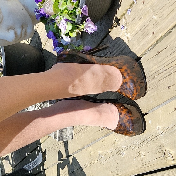 Tortoiseshell Stilettos! Faux-Patent, Super Sexy and Shiny, 7 - Picture 4 of 11